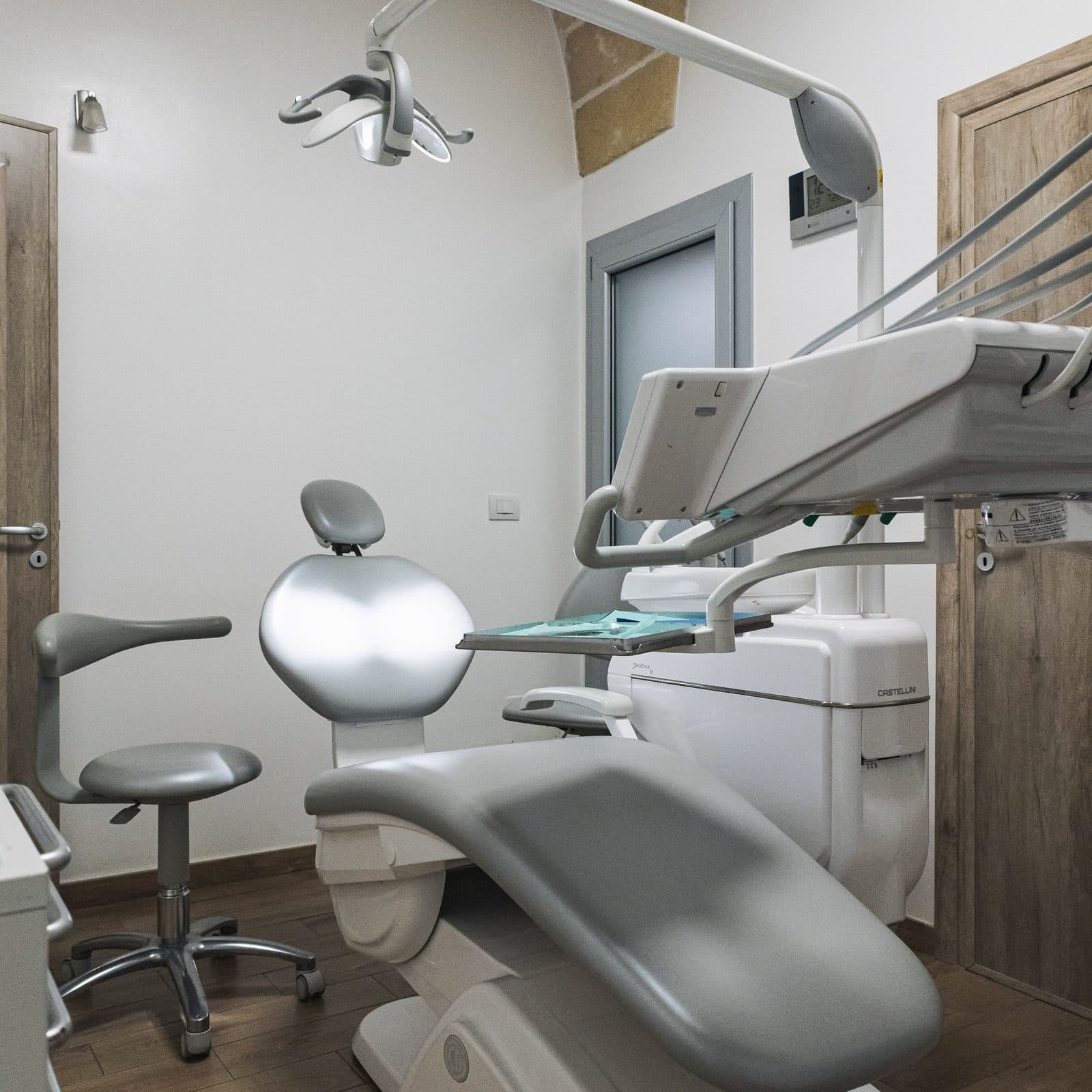 Chirurgia orale allo Studio Dentistico San Camillo, Galatone (LE)